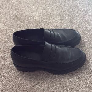 Vagabond black leather loafers, mint condition